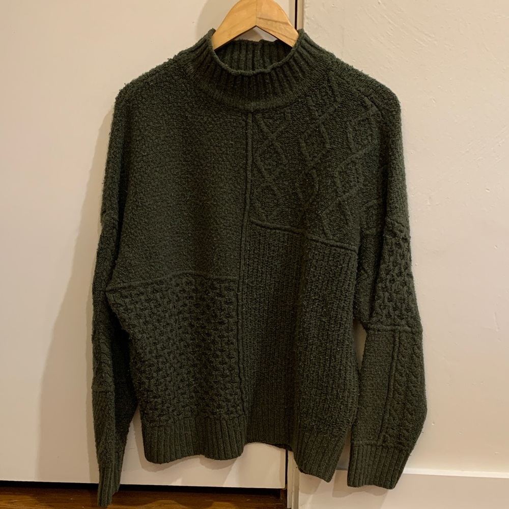 American Eagle Outfitters Olive Green Turtleneck Sweater